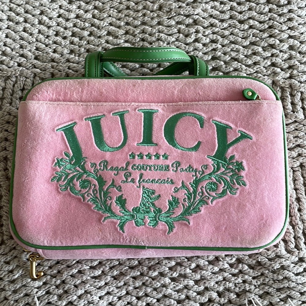 Juicy Couture Toiletry/ Makeup bag